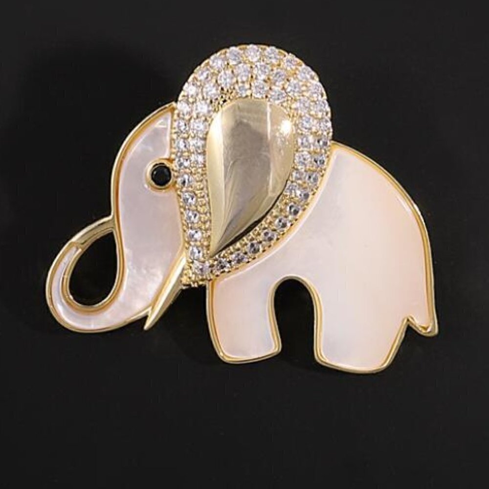 Elegant Elephant Head Fashion Brooch